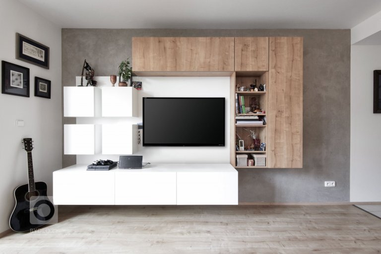 add picture to album