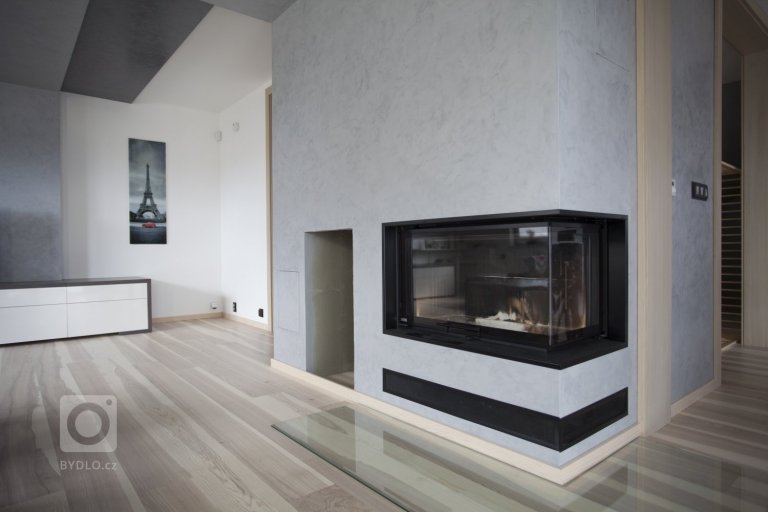 add picture to album