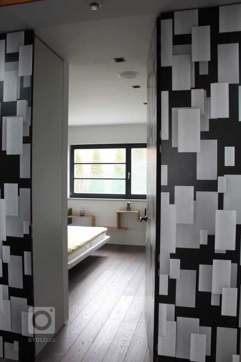 add picture to album