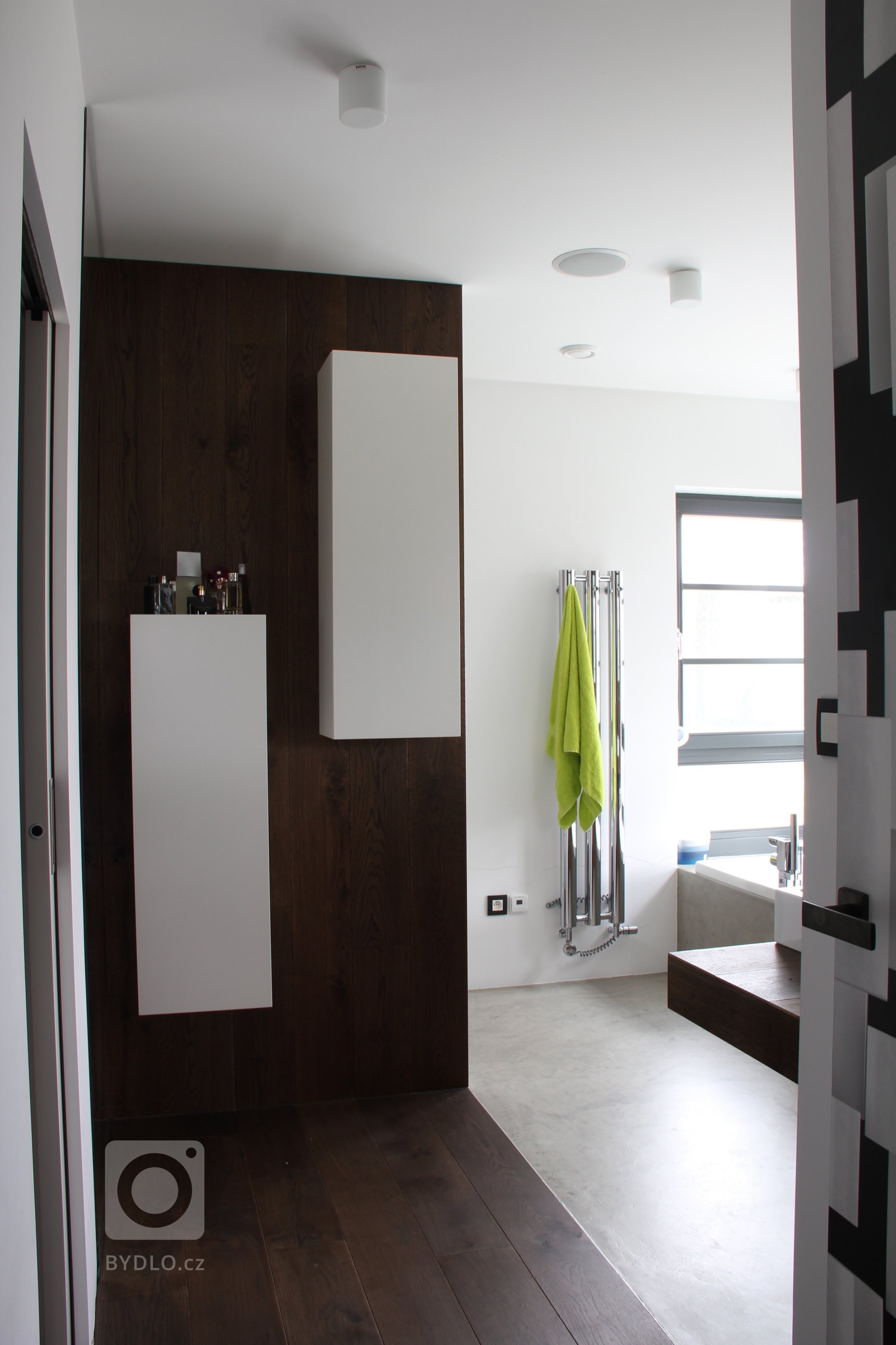 Klient oslovil naši firmu a požadoval vytvoření studie celého interiéru domu, kdy můžeme při tvorbě studie ještě dispozičně měnit projekt. Studie interiéru…