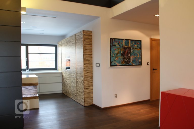 add picture to album