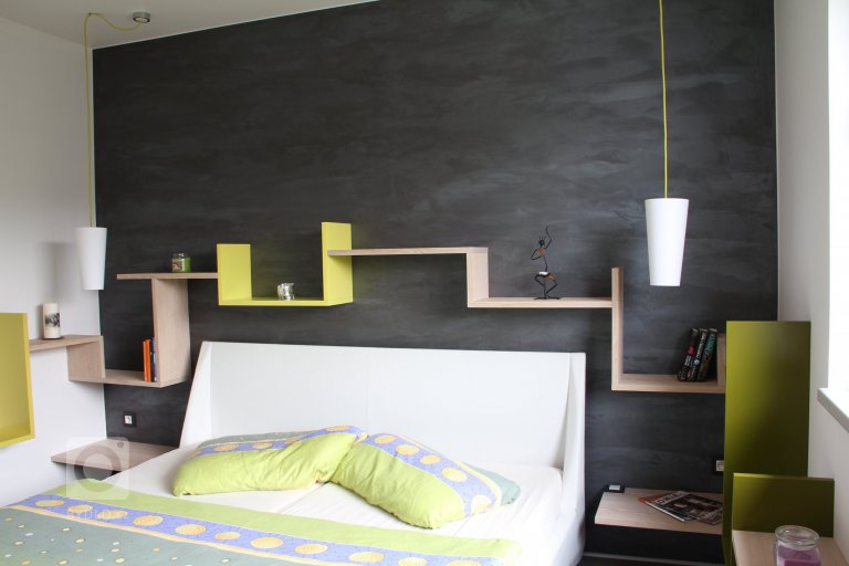 add picture to album