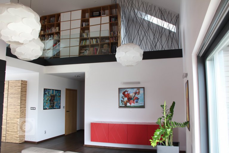 add picture to album