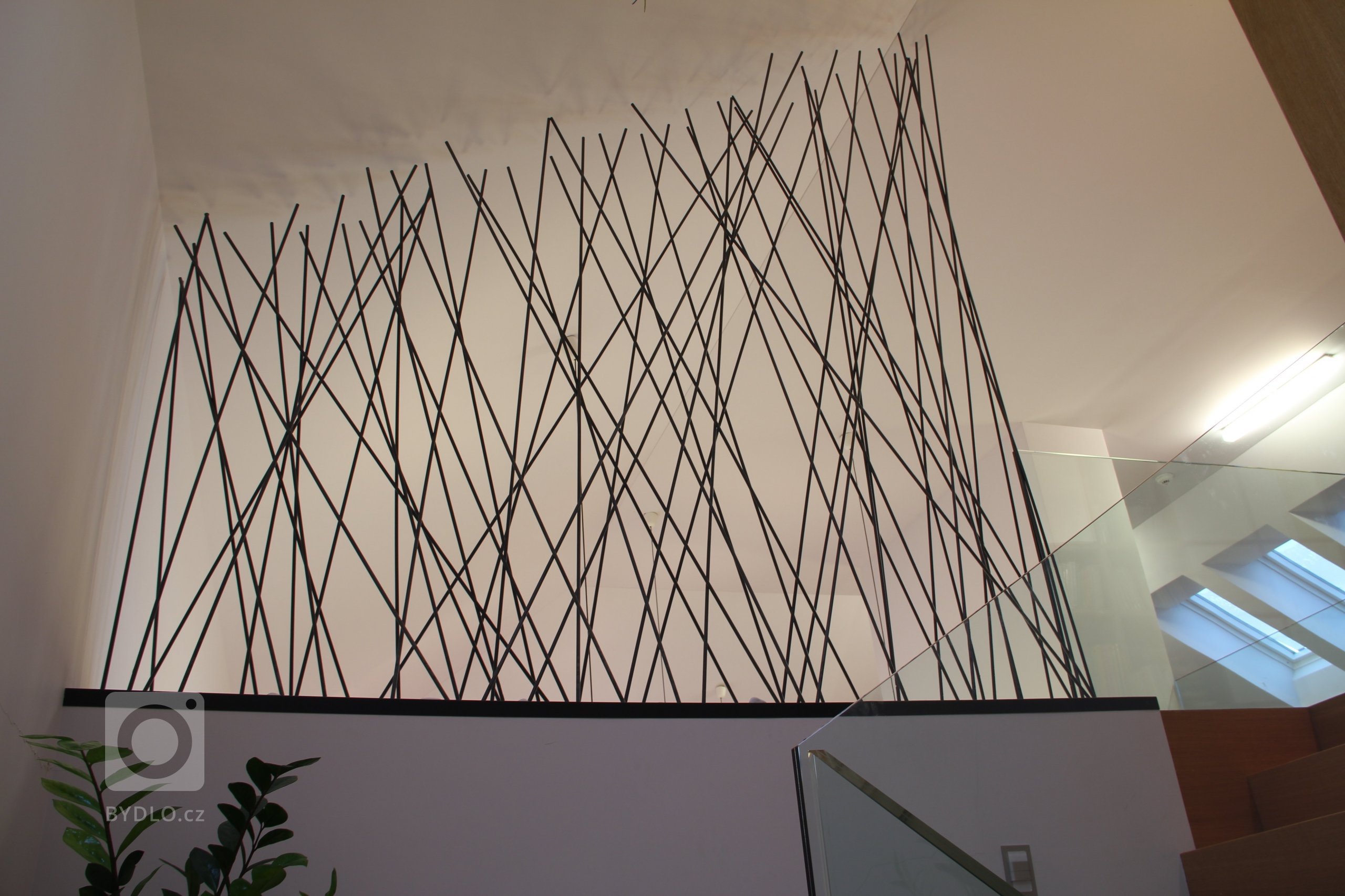 Klient oslovil naši firmu a požadoval vytvoření studie celého interiéru domu, kdy můžeme při tvorbě studie ještě dispozičně měnit projekt. Studie interiéru…