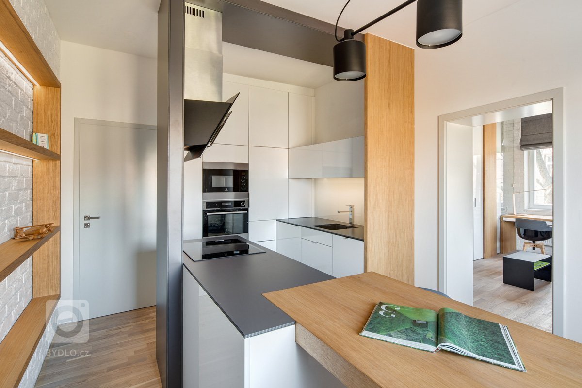 Když se sejde architekt a investor, kteří si vzájemně sedí, je to vždy výhra. A to pro obě strany. Klient má bydlení, které mu ve všech směrech vyhovuje,…