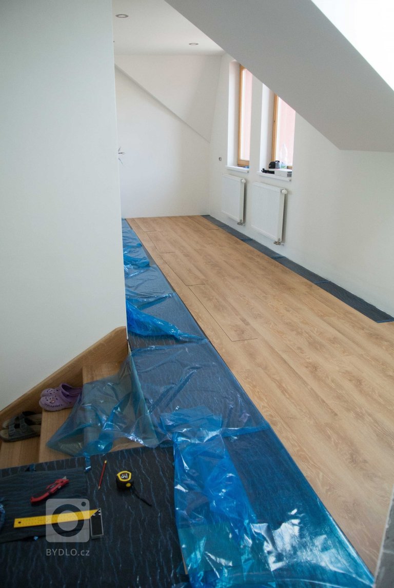 add picture to album