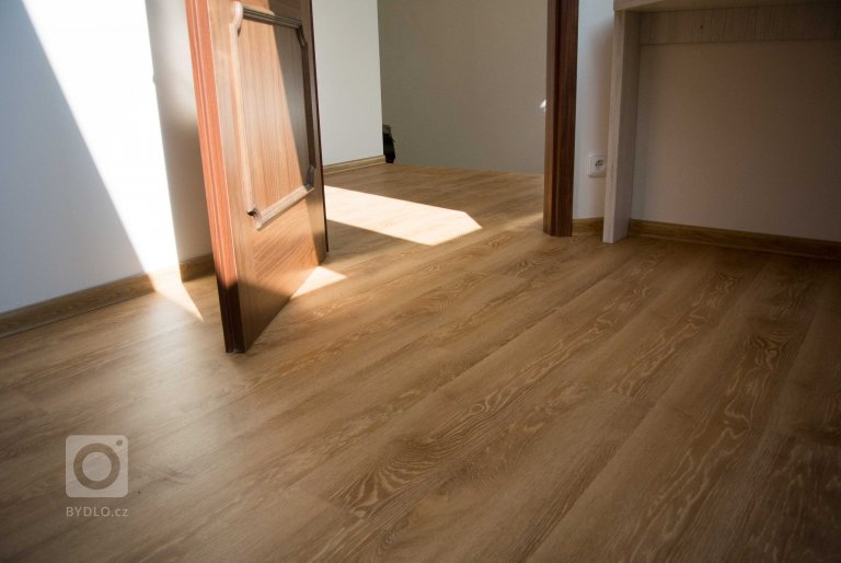 add picture to album