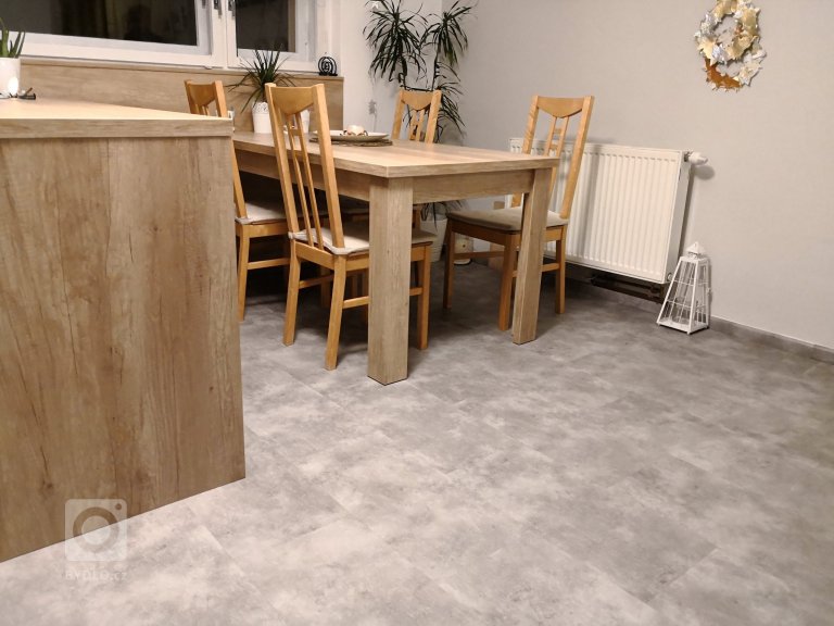 add picture to album