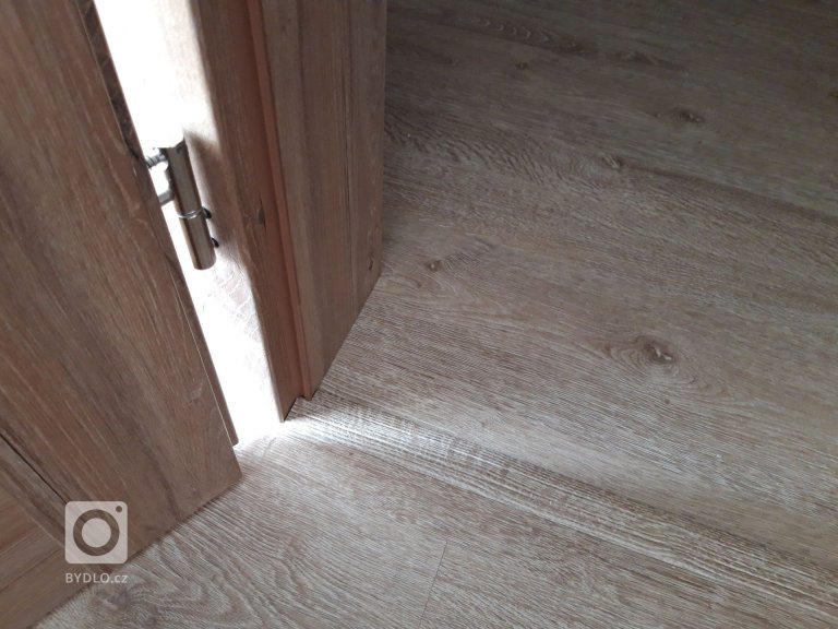 add picture to album