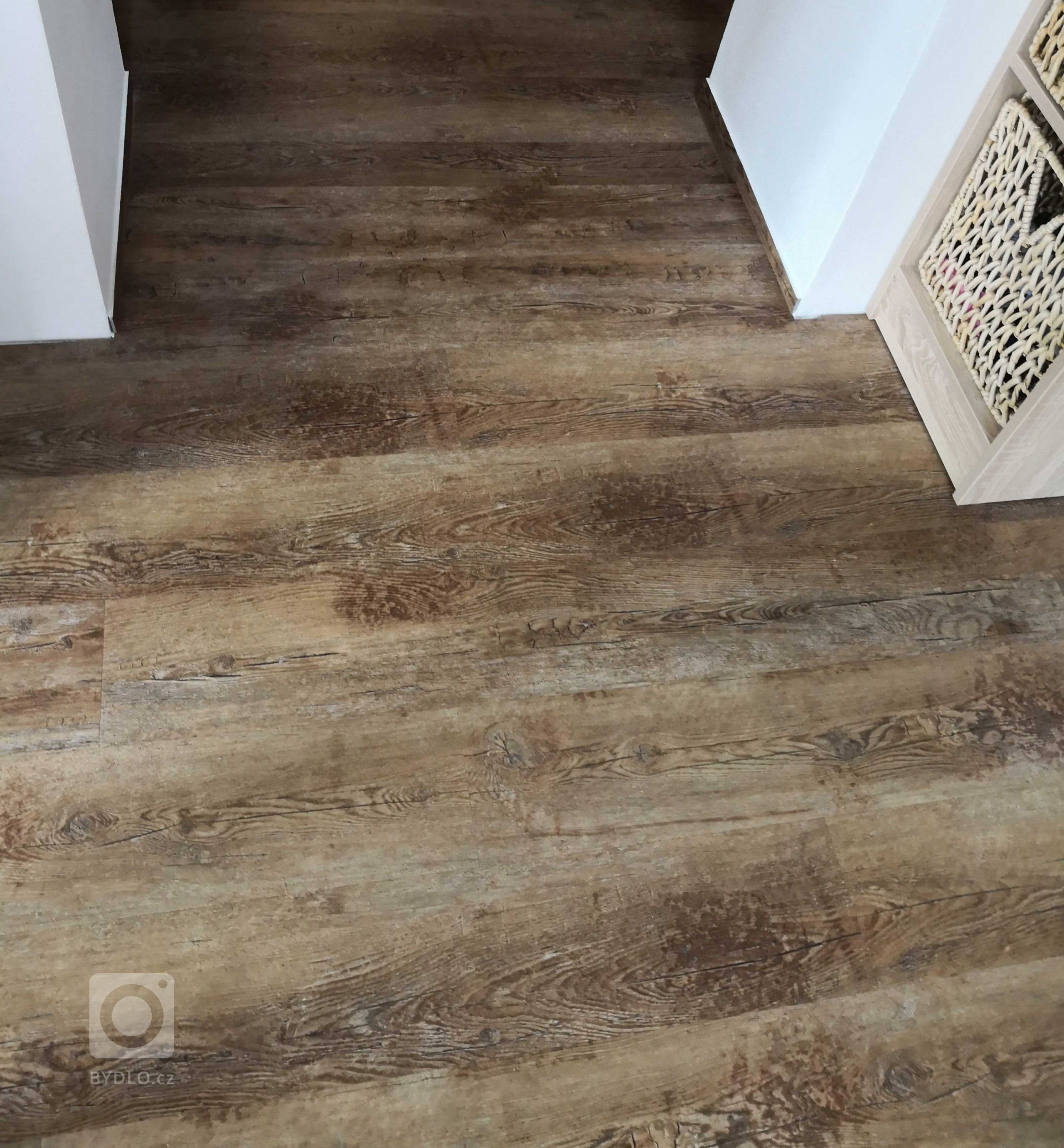 Vinylová podlaha BUKOMA s dekorem Dub Přírodní