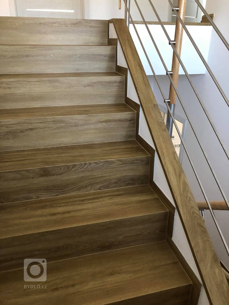 add picture to album