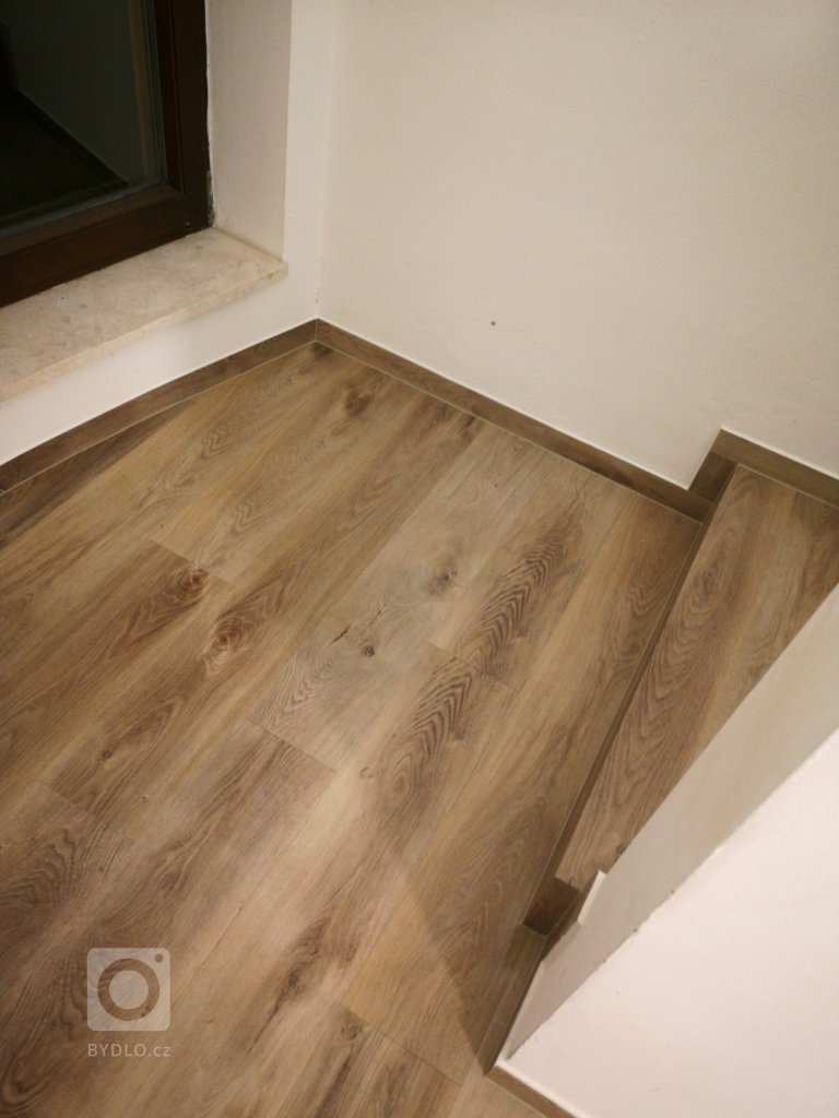 add picture to album