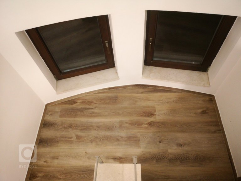 add picture to album