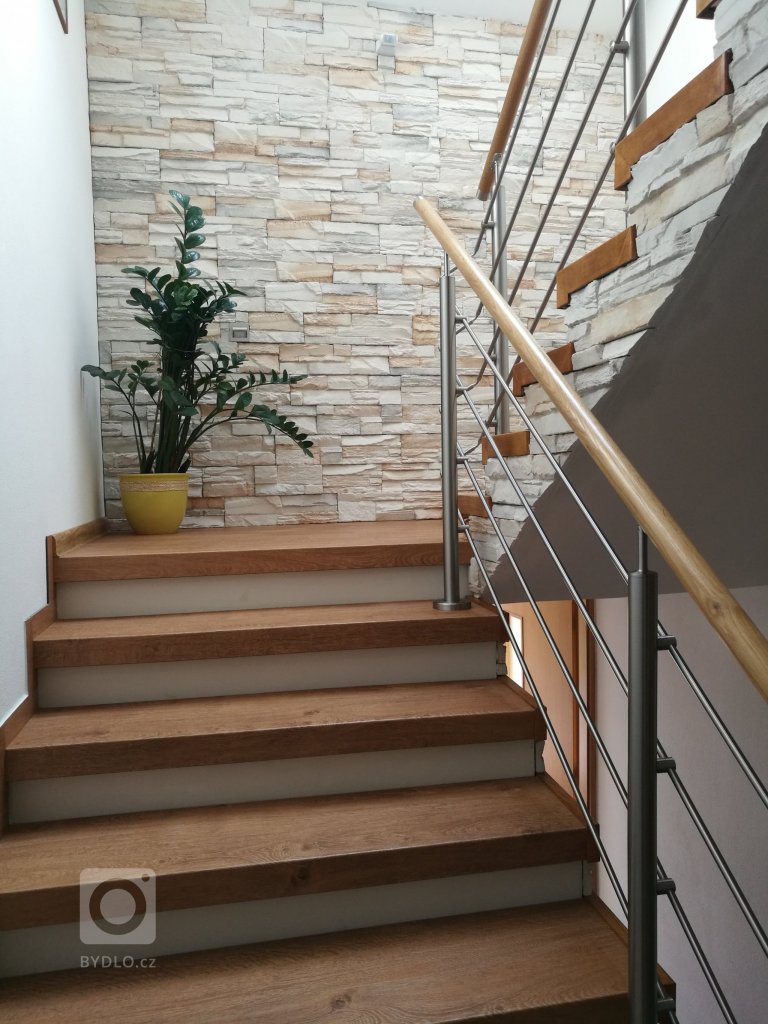 add picture to album