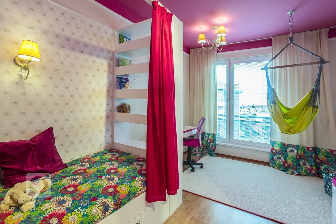 V rámci rekonstrukce celého bytu jsem navrhla i pokoj pro sedmiletou školačku.&nbsp;

