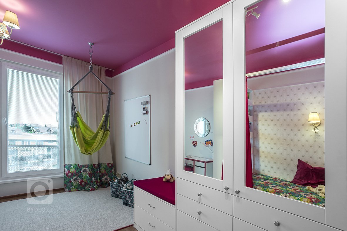 V rámci rekonstrukce celého bytu jsem navrhla i pokoj pro sedmiletou školačku.&nbsp;
