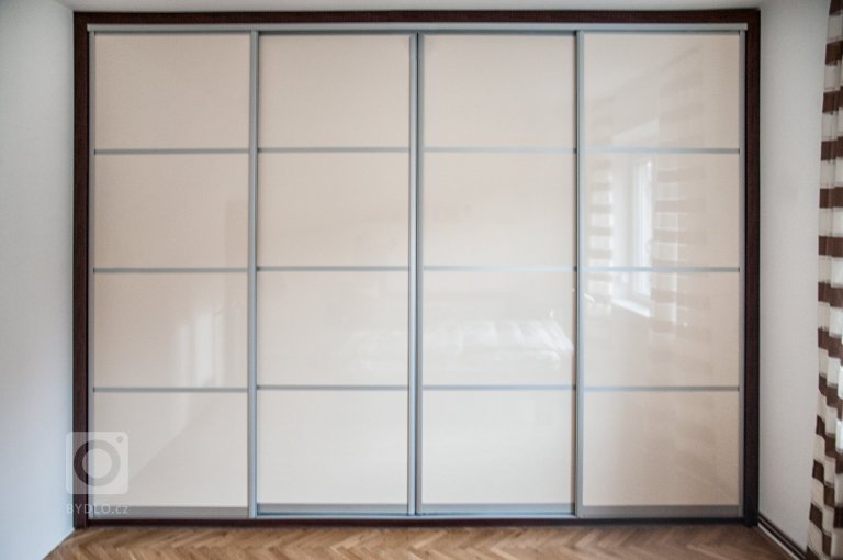 add picture to album