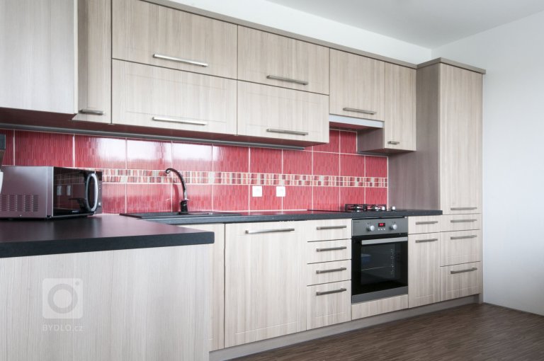 add picture to album