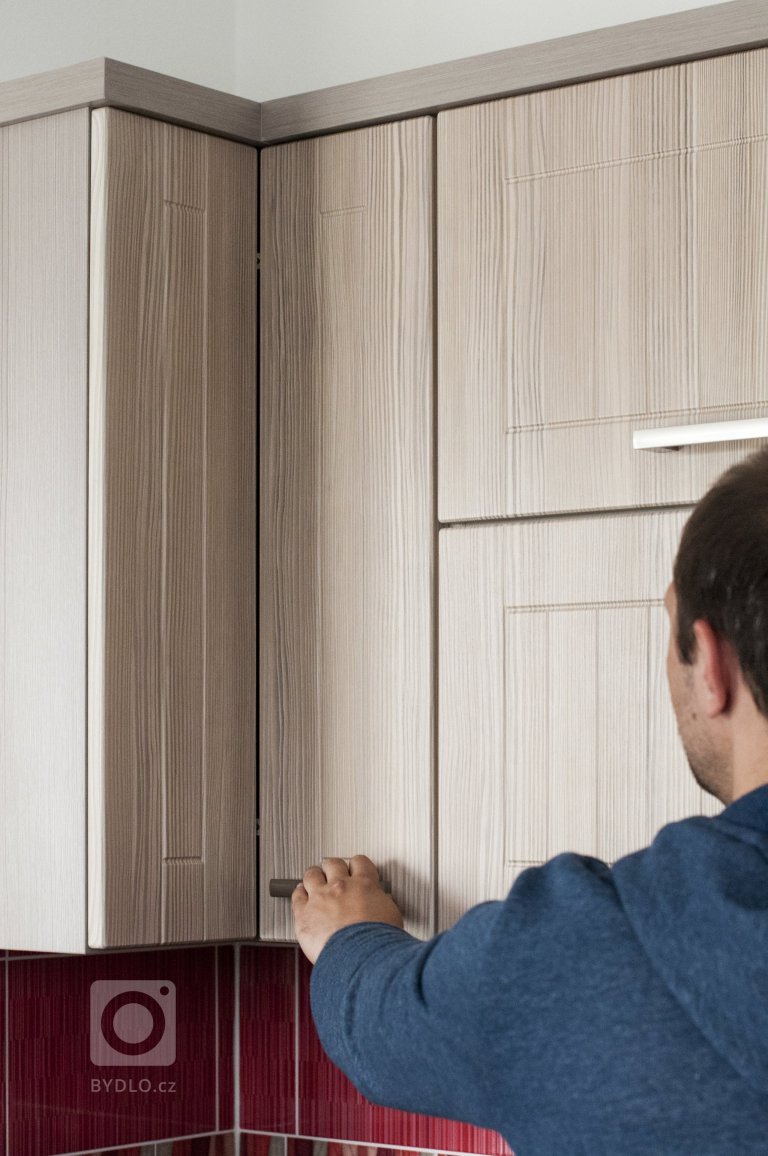 add picture to album