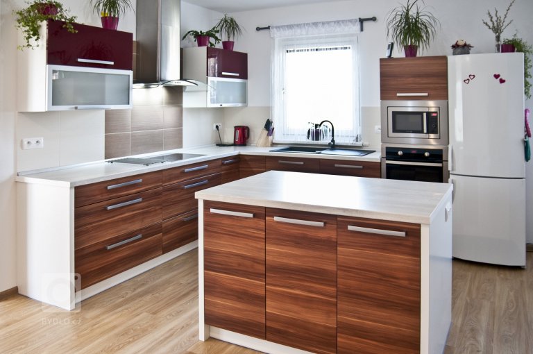 add picture to album