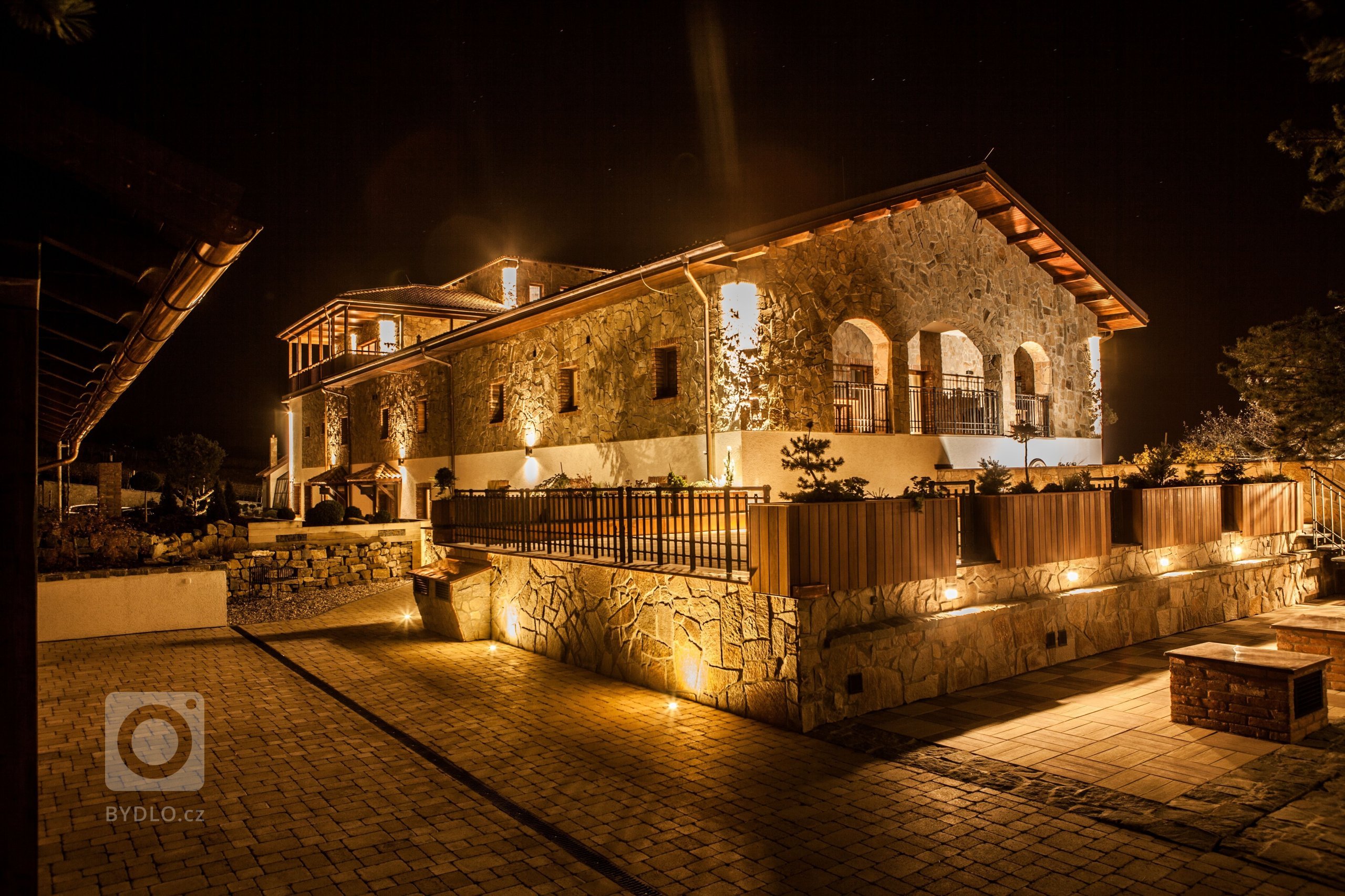 Šlechtitelská stanice vinařská ve Velkých Pavlovicích je v současné době akciovou společností hospodařící na vlastních i pronajatých vinicích, vyrábějící víno,…