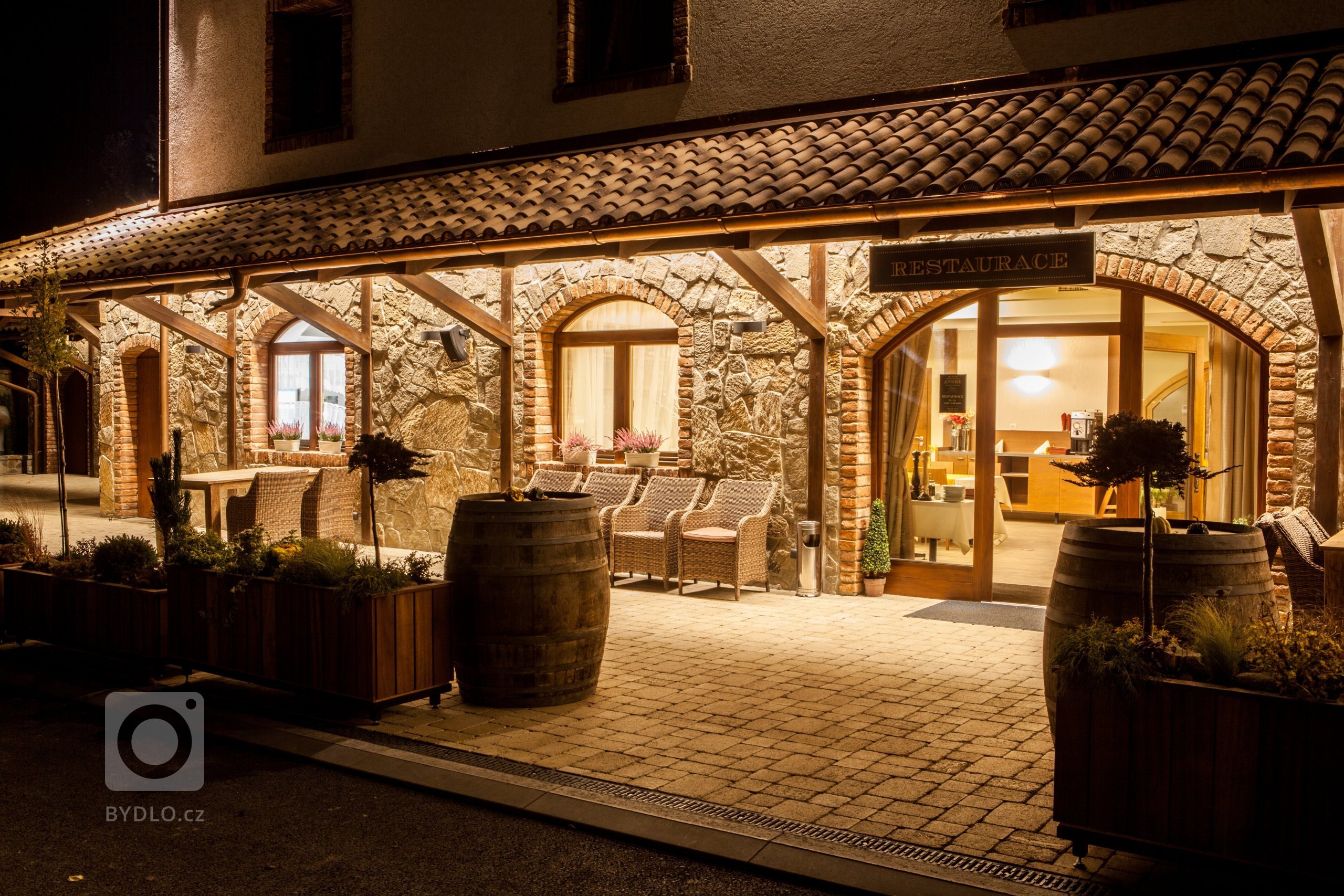 Šlechtitelská stanice vinařská ve Velkých Pavlovicích je v současné době akciovou společností hospodařící na vlastních i pronajatých vinicích, vyrábějící víno,…