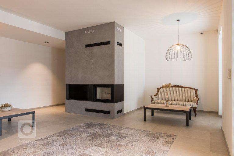 add picture to album