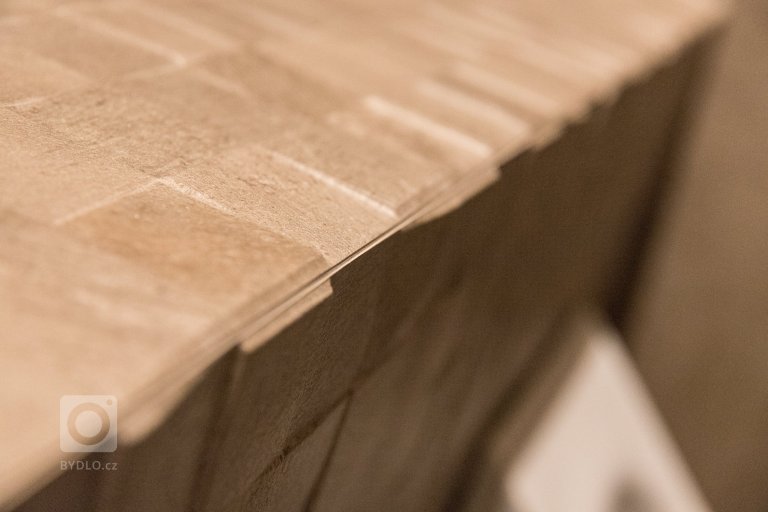 add picture to album