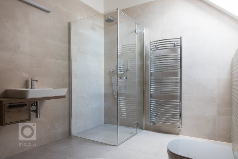 add picture to album