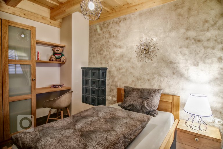 add picture to album