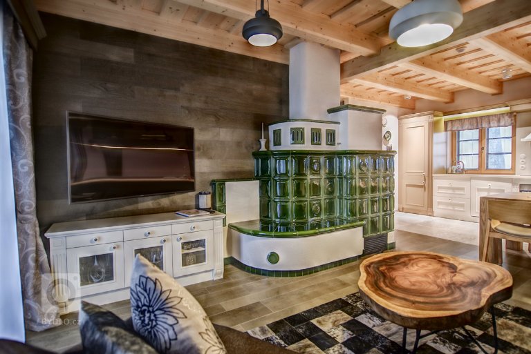 add picture to album