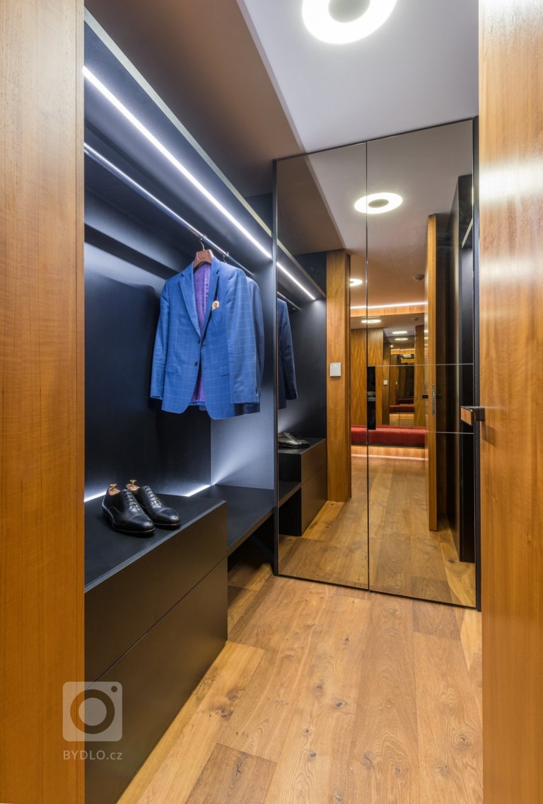 add picture to album