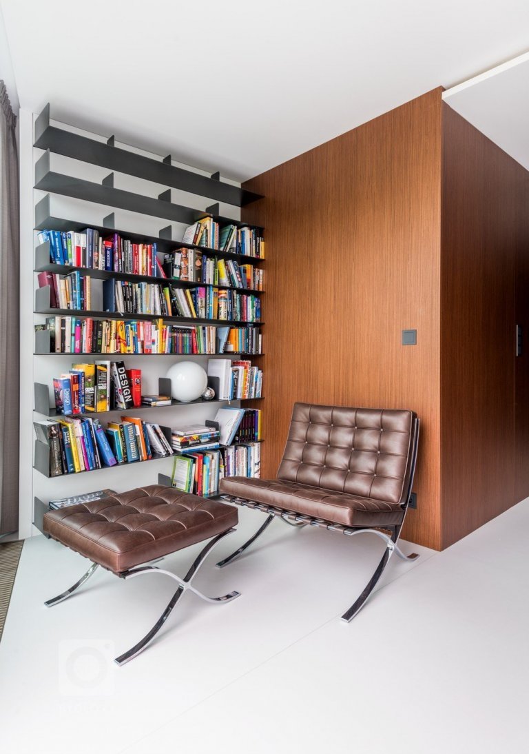 add picture to album