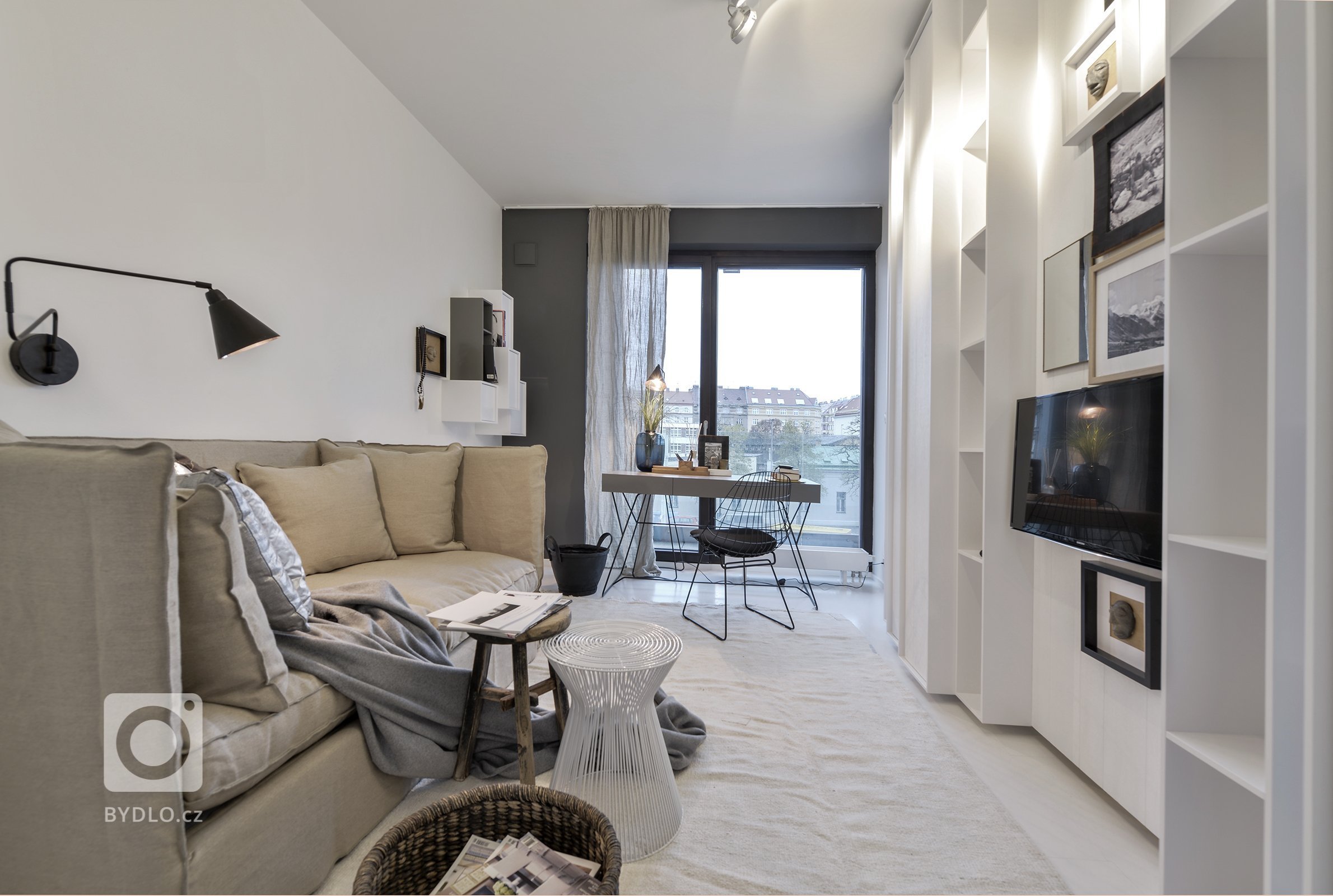 Do skandinávské barevnosti je přimícháno trochu nostalgičtější atmosféry a špetka retro designu s odkazem na padesátá léta.&nbsp;Použité barvy jej nepohlcují,…