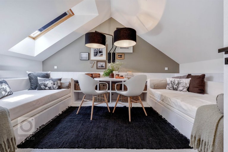 add picture to album