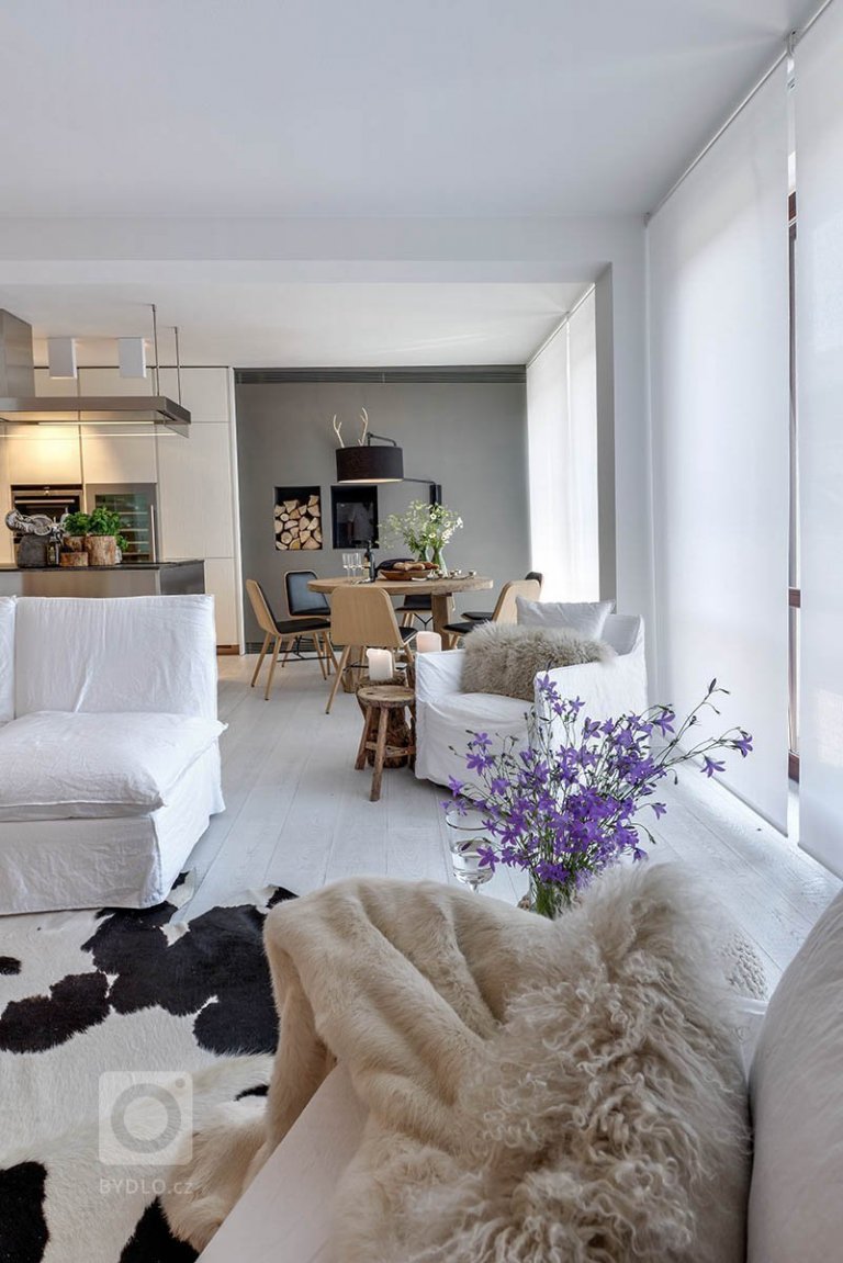 add picture to album