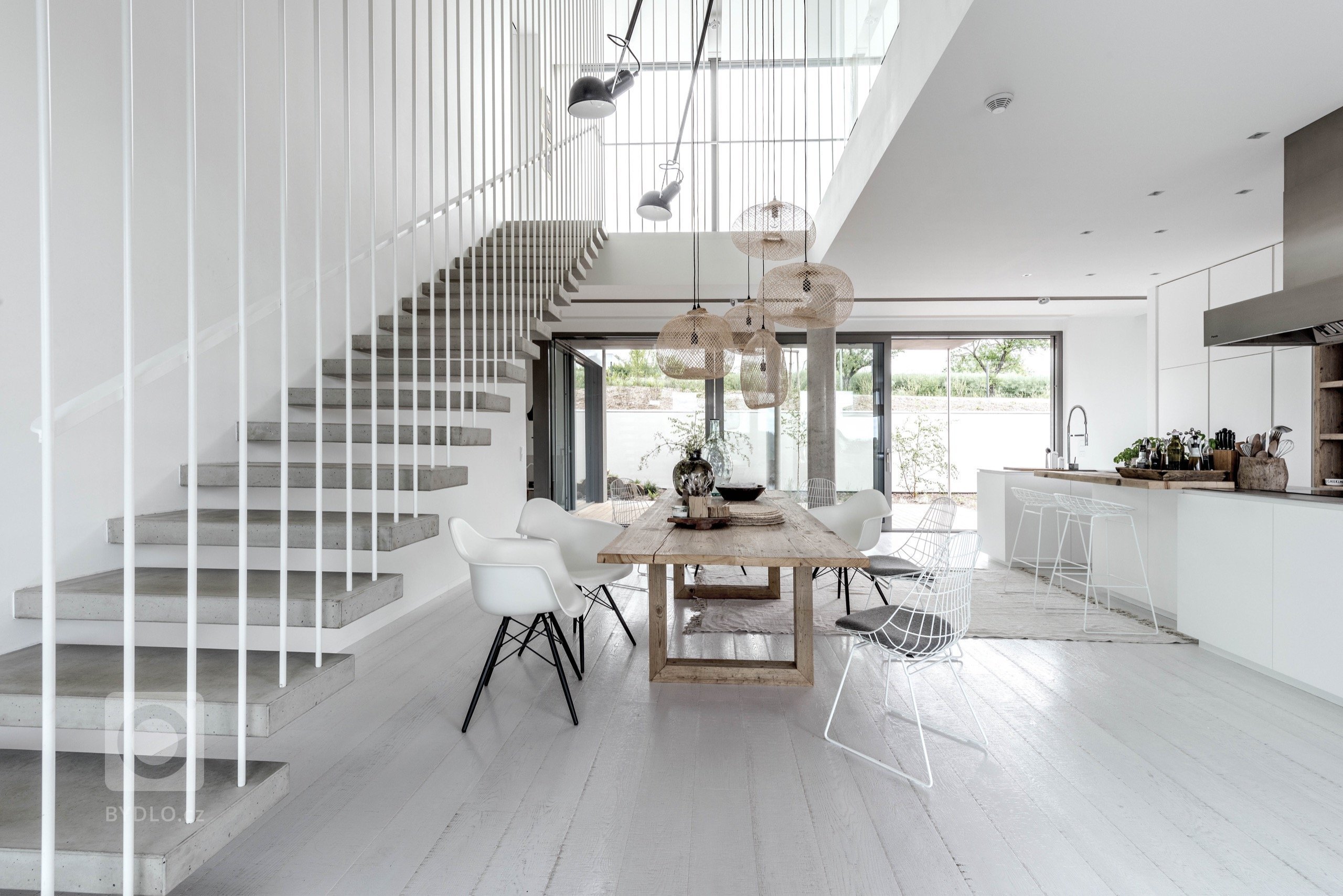 Po více než deseti letech strávených v&nbsp;zahraničí a&nbsp;několika v&nbsp;Praze se Pavel a&nbsp;Kari rozhodli přestěhovat do Zlína a&nbsp;postavit si tu…