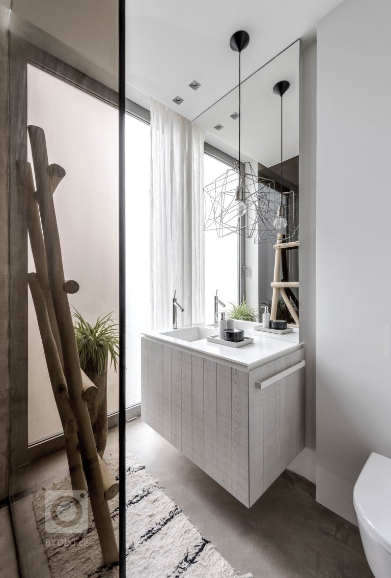 add picture to album