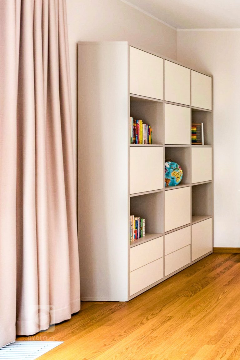 add picture to album