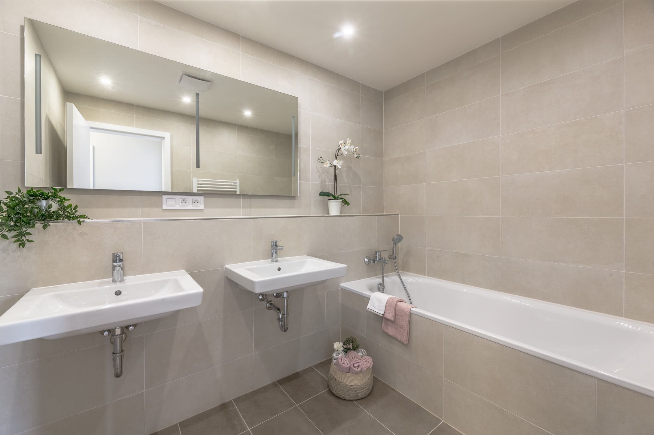 Luxusní, přitom decentní a vkusný - byt v Rezidenci Waltrovka