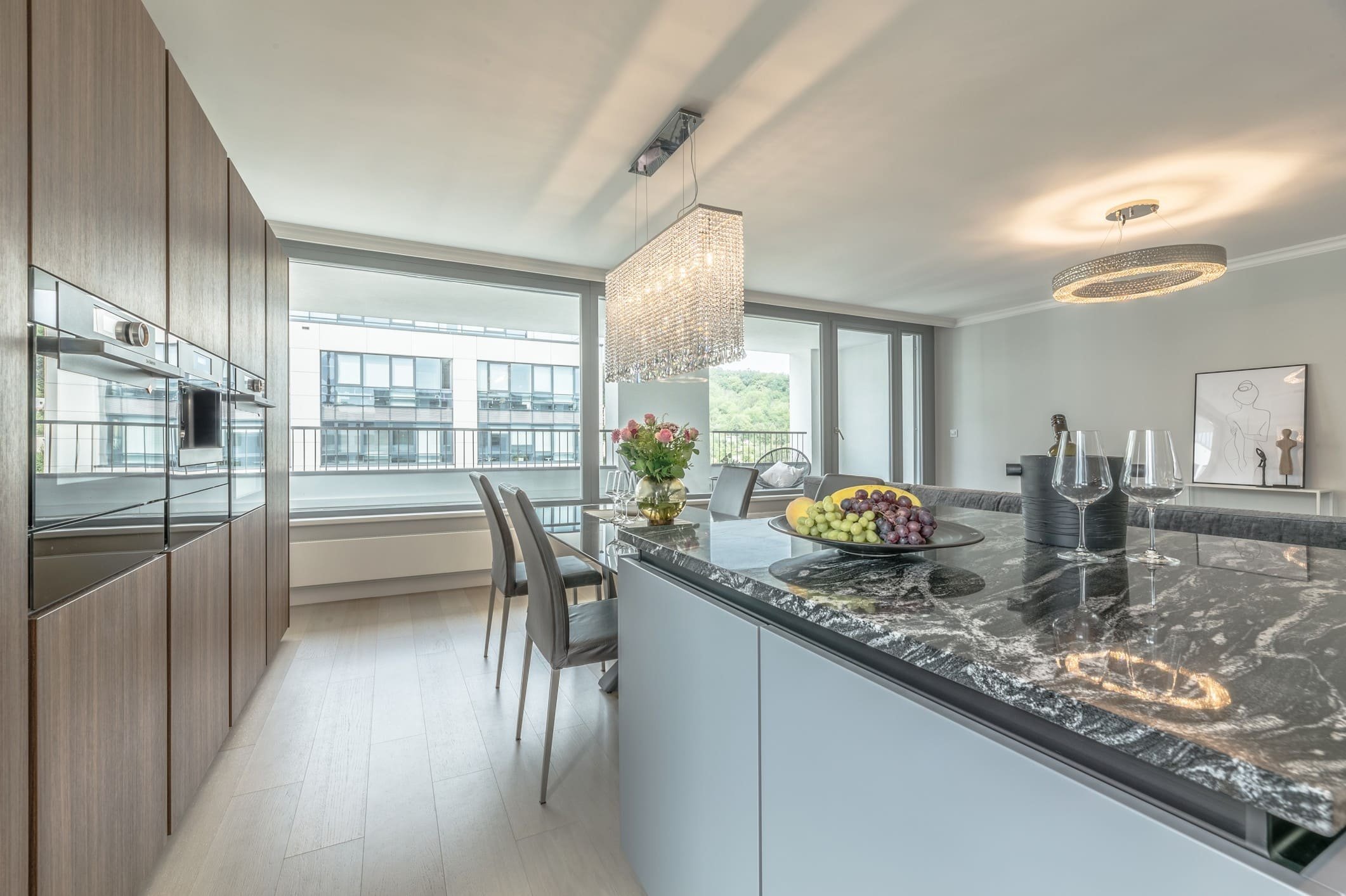 Luxusní, přitom decentní a vkusný - byt v Rezidenci Waltrovka