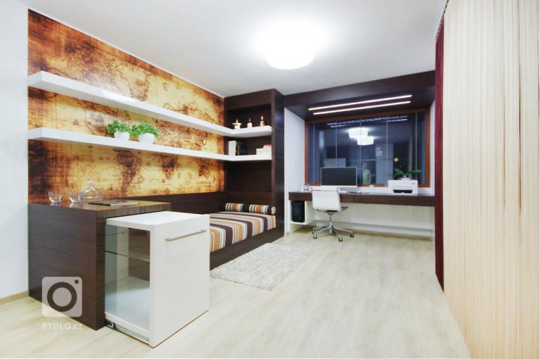 add picture to album