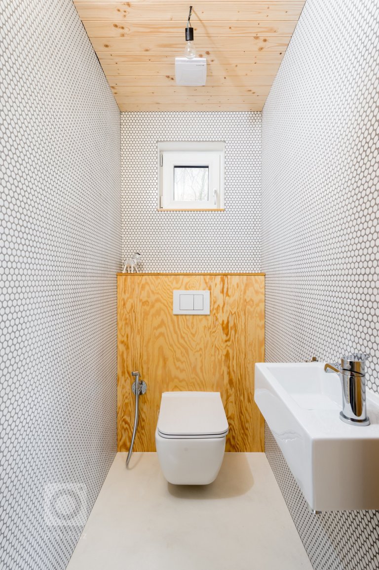 add picture to album