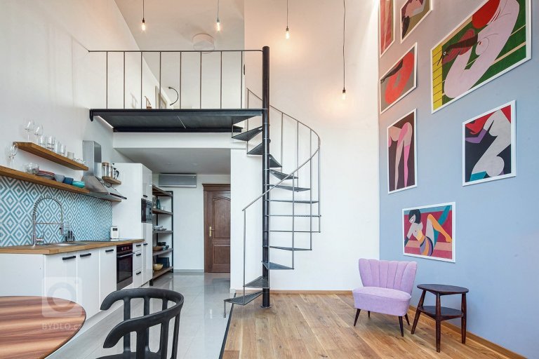 add picture to album