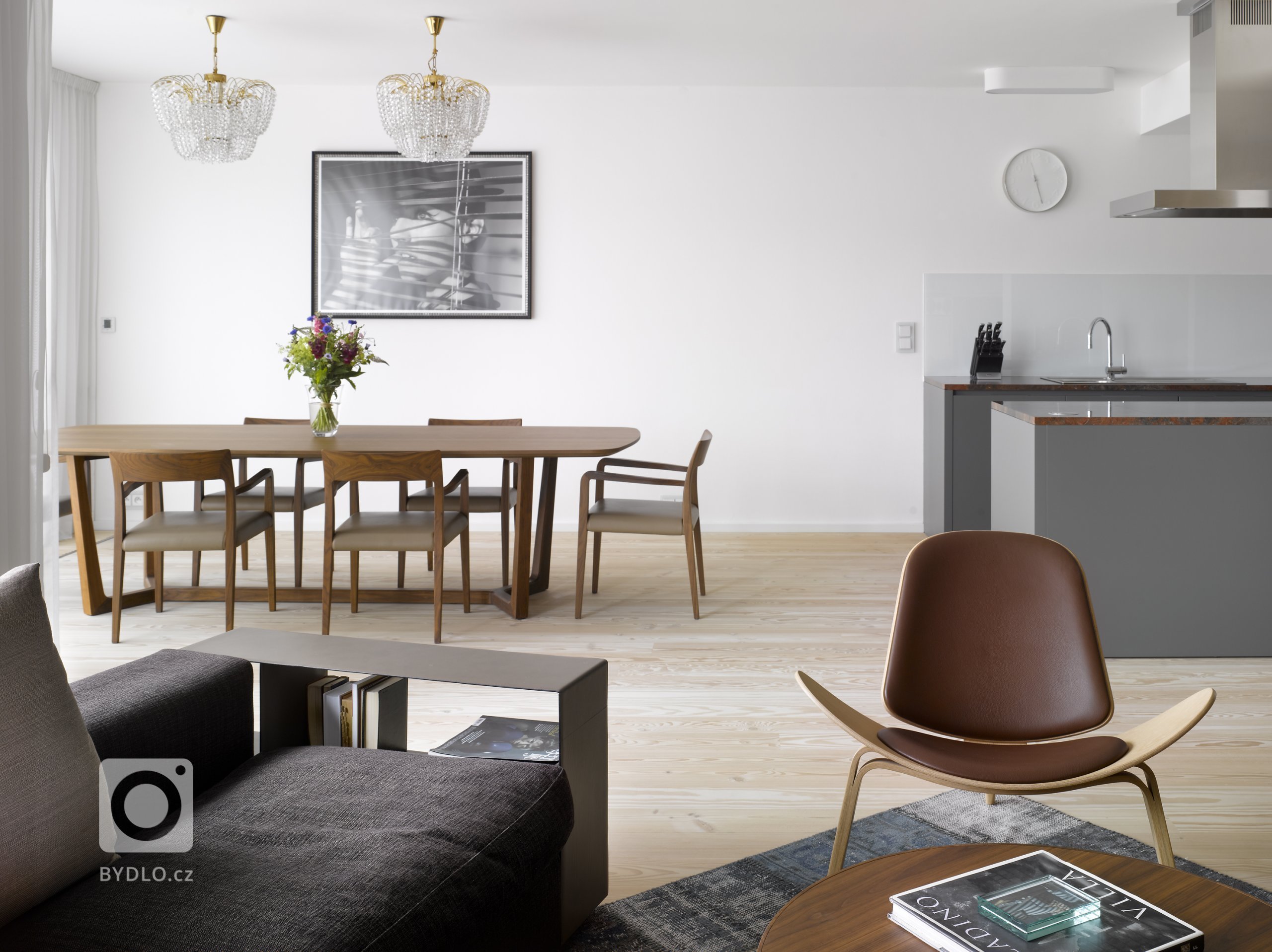 Byt v rezidenčním projektu Lannova se může pyšnit použitím luxusních materiálů, jako je například onyx a nebo čalouněním stěny pravou kůží. Kvalitní materiály…