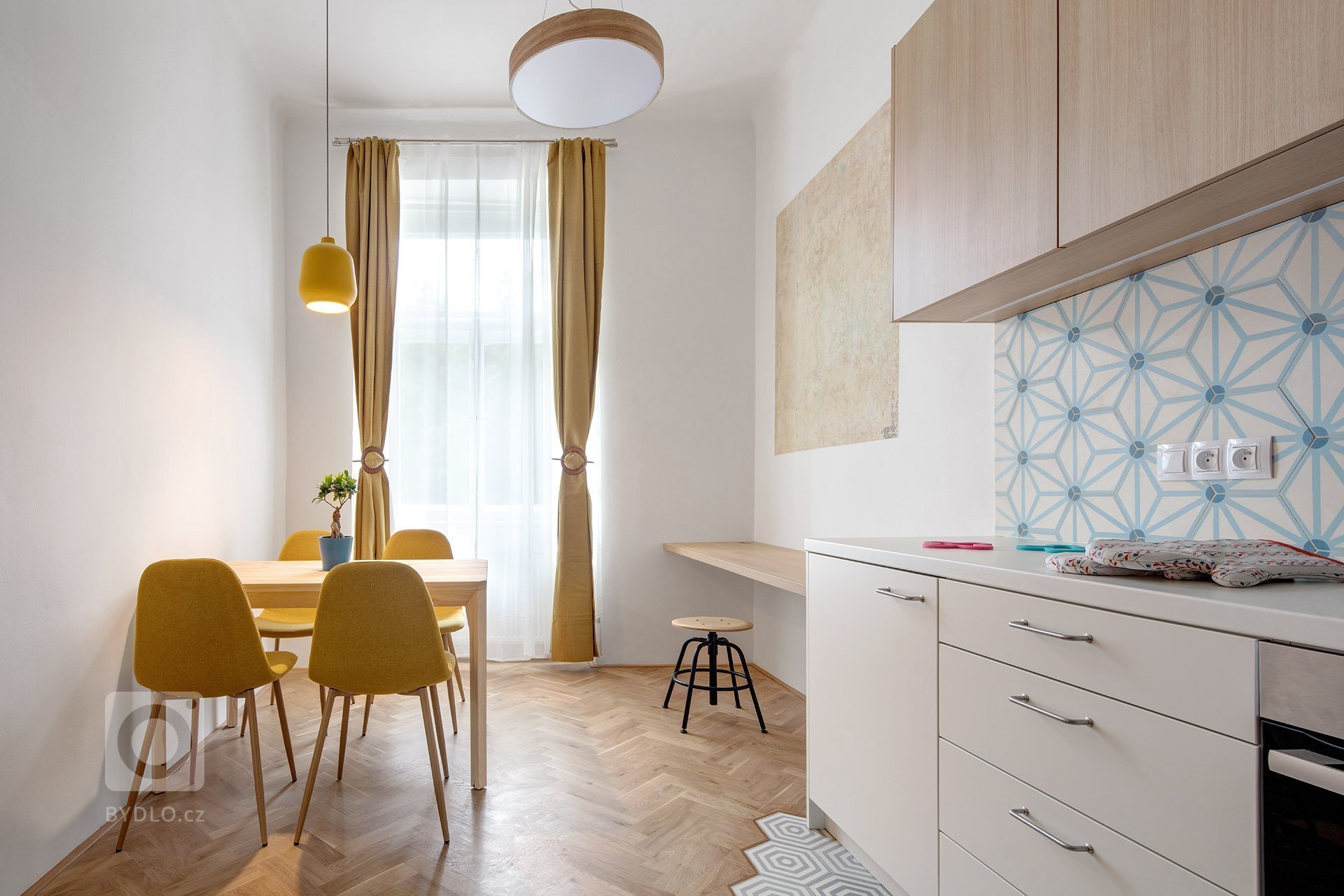 Kompletní rekonstrukce bytu 43m2.&nbsp;Byt je situován ve&nbsp;starší zástavbě, v&nbsp;původní dispozici 1+1. Byt byl předán v&nbsp;původním stavu a jednalo se…