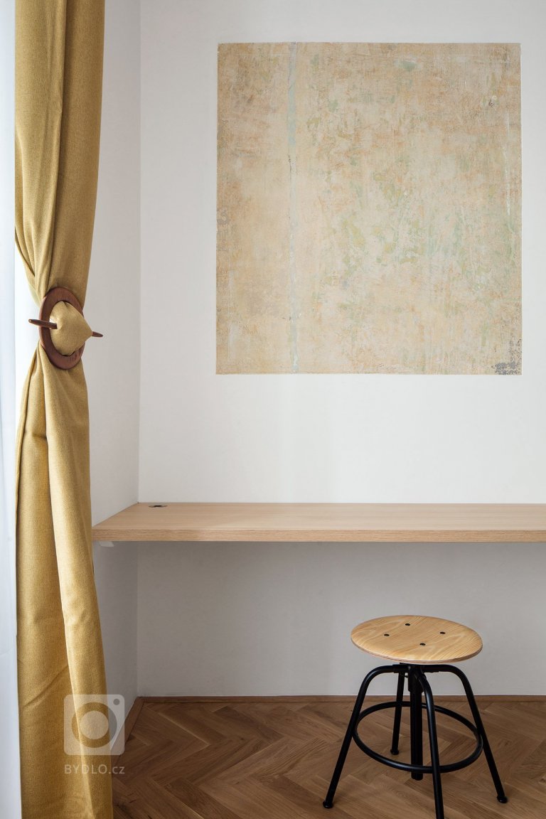 add picture to album