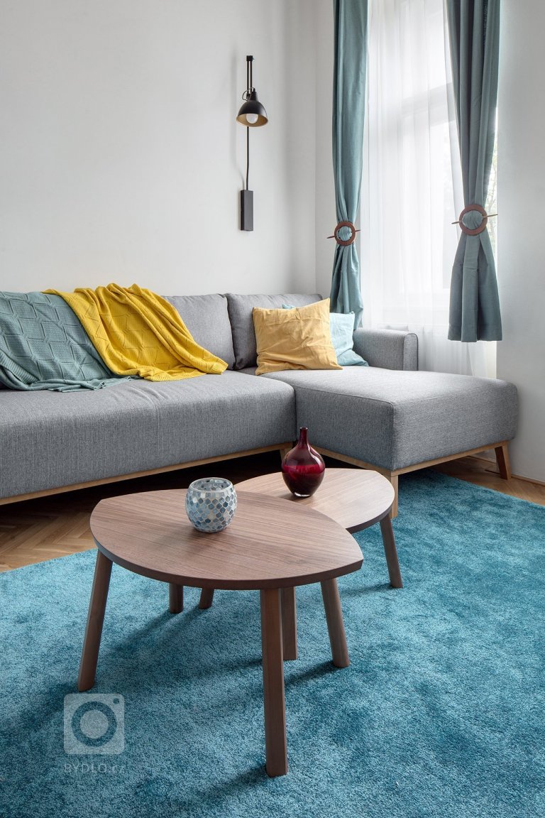 add picture to album