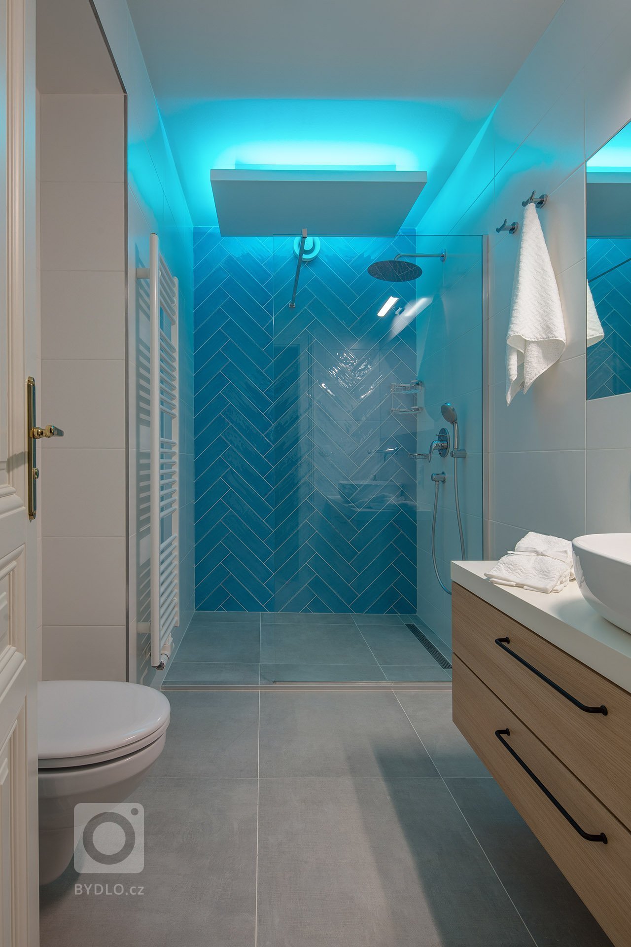 Kompletní rekonstrukce bytu 43m2.&nbsp;Byt je situován ve&nbsp;starší zástavbě, v&nbsp;původní dispozici 1+1. Byt byl předán v&nbsp;původním stavu a jednalo se…