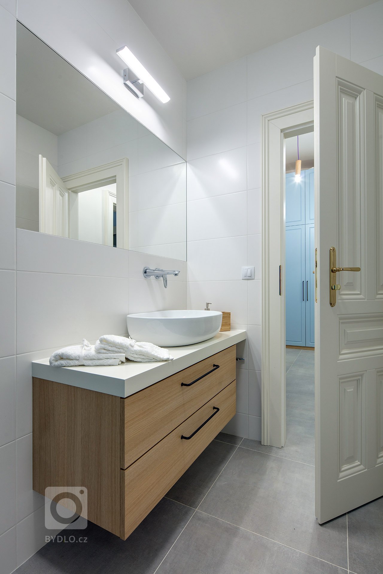 Kompletní rekonstrukce bytu 43m2.&nbsp;Byt je situován ve&nbsp;starší zástavbě, v&nbsp;původní dispozici 1+1. Byt byl předán v&nbsp;původním stavu a jednalo se…